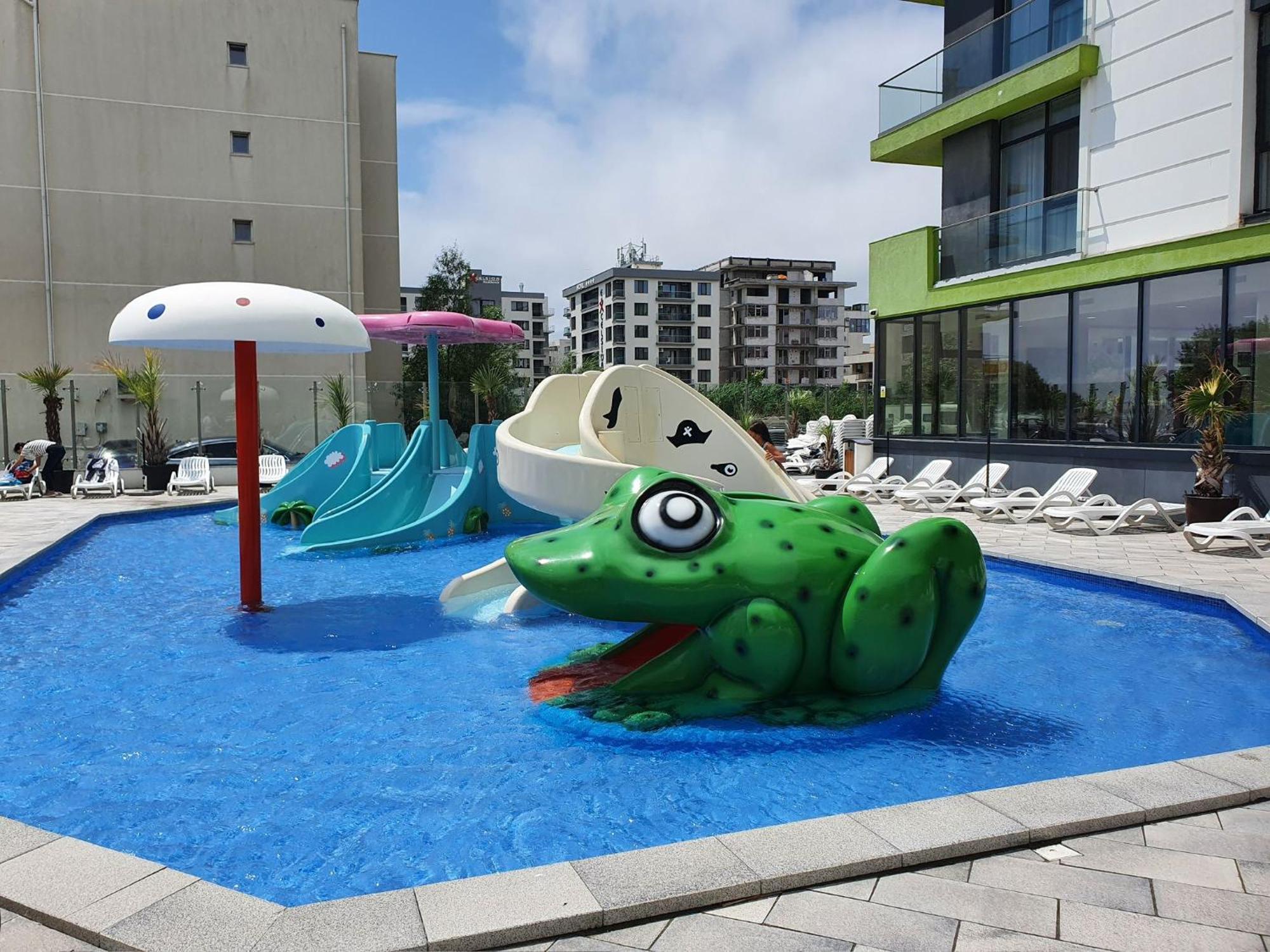 Purple Onyx - Pool & Spa Beach Resort Năvodari Buitenkant foto