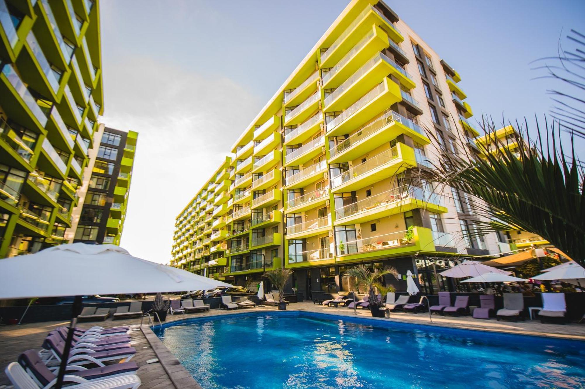 Purple Onyx - Pool & Spa Beach Resort Năvodari Buitenkant foto