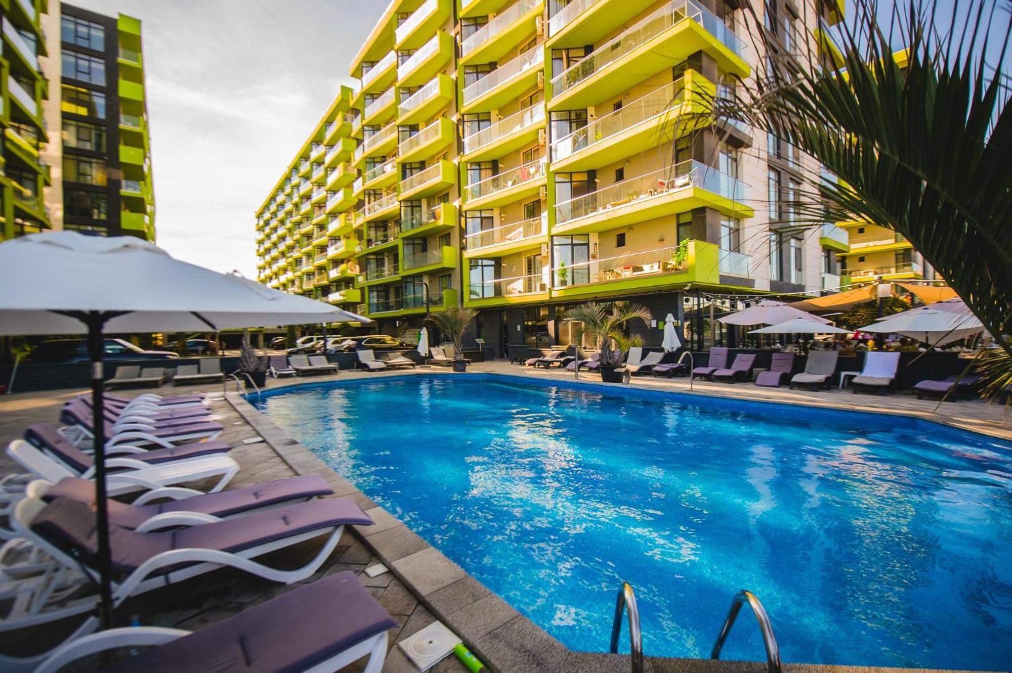Purple Onyx - Pool & Spa Beach Resort Năvodari Buitenkant foto