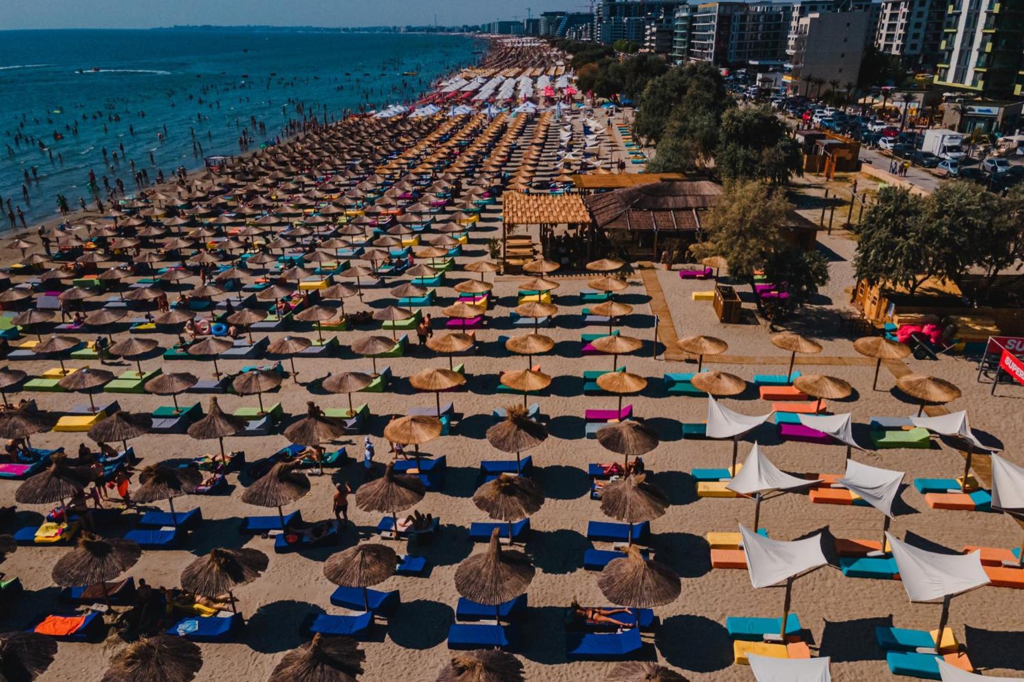 Purple Onyx - Pool & Spa Beach Resort Năvodari Buitenkant foto